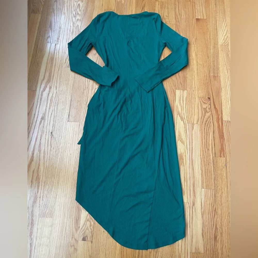 NWT! Cupshe Green Asymmetrical Ribbed Dress with Long Sleeves - Picture 5 of 10